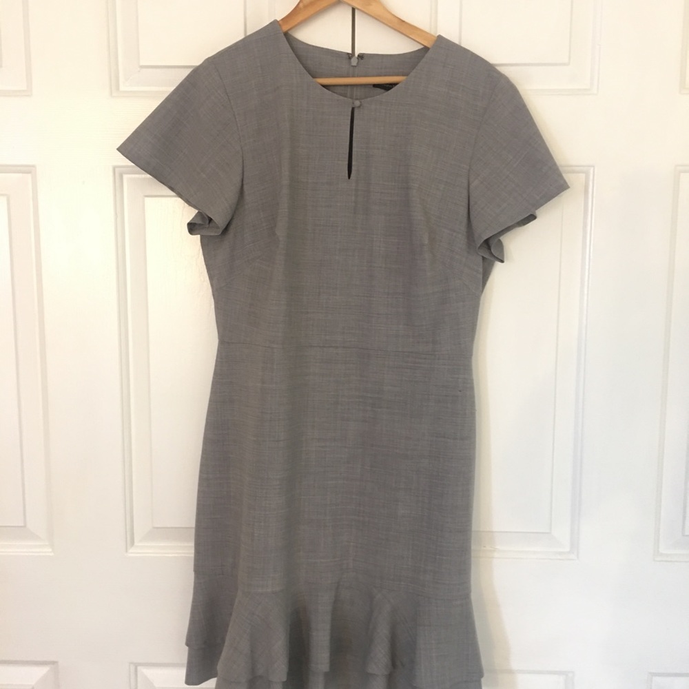 Dress - Picture 2 of 3